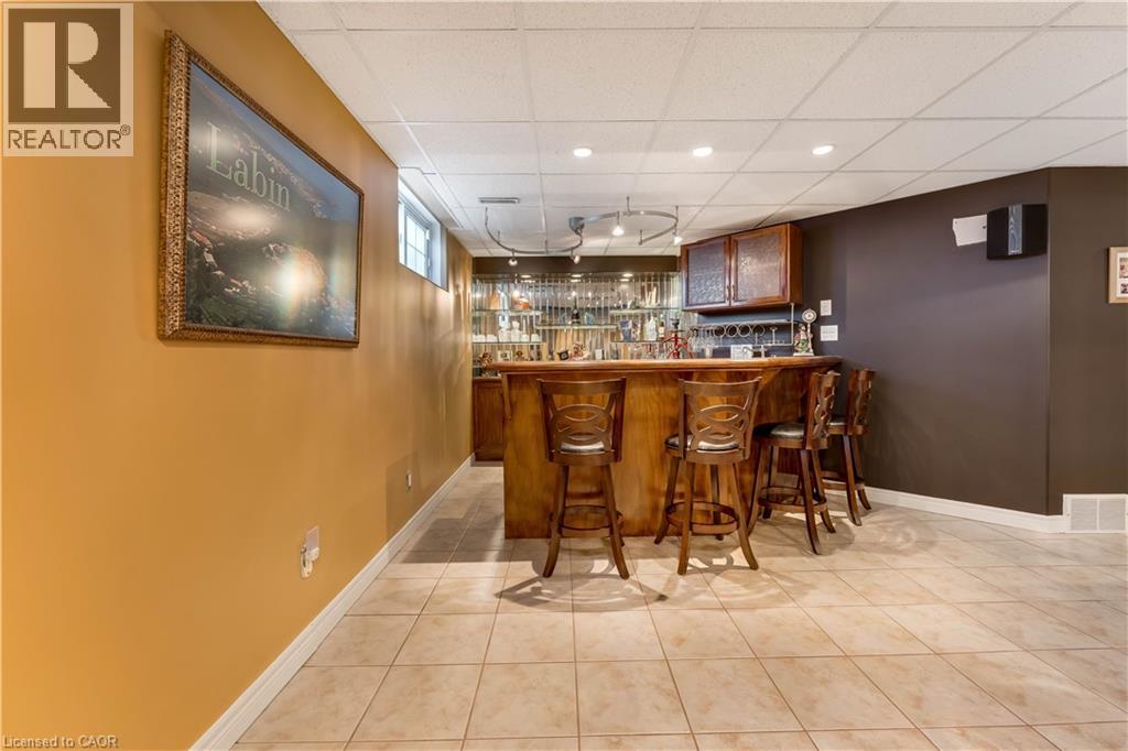 60 CHANDOS Drive thumbnail 37