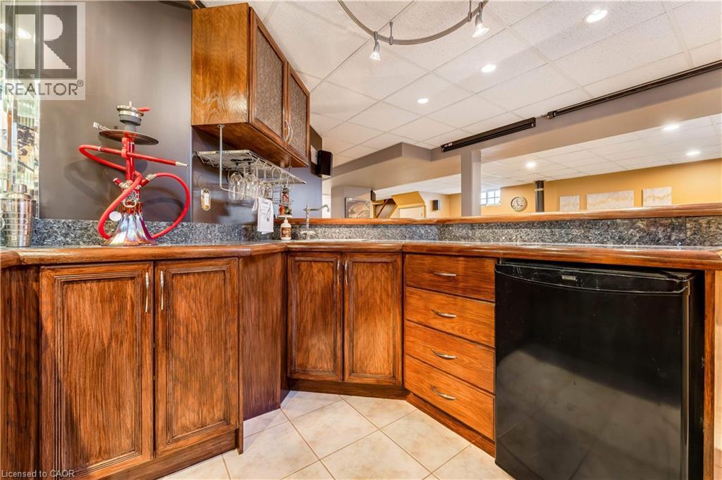 60 CHANDOS Drive thumbnail 38