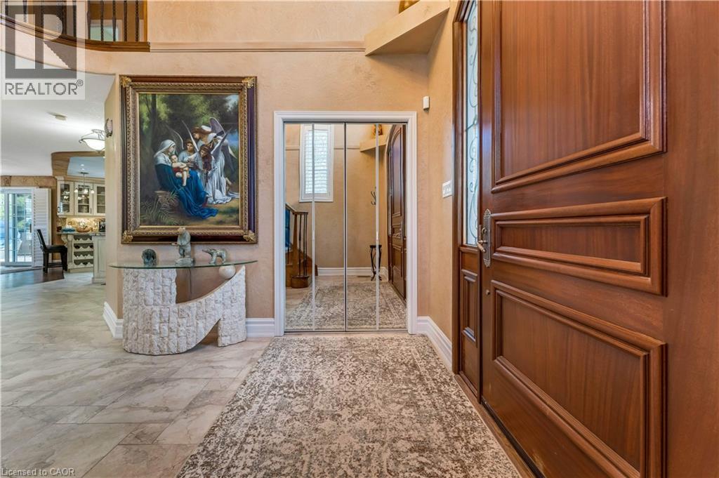 60 CHANDOS Drive thumbnail 4