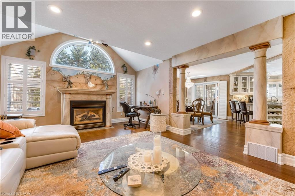 60 CHANDOS Drive thumbnail 6