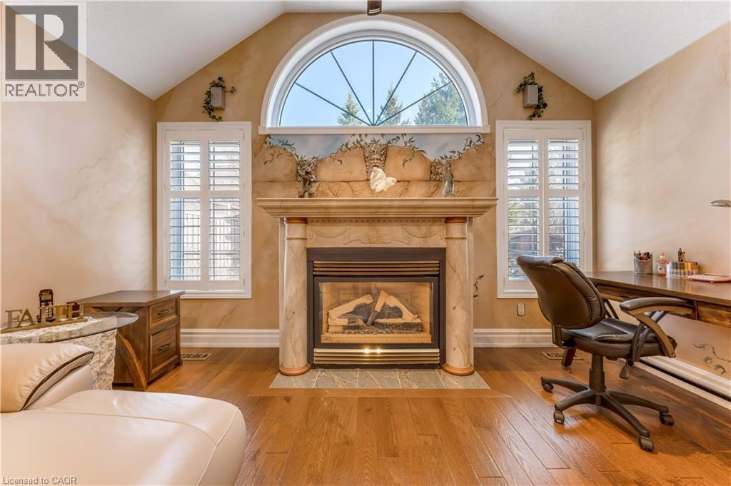 60 CHANDOS Drive thumbnail 8