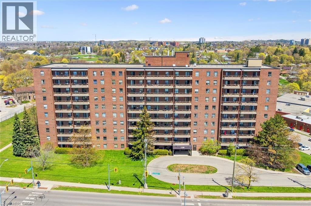 1100 COURTLAND Avenue E Unit# 302 thumbnail 2