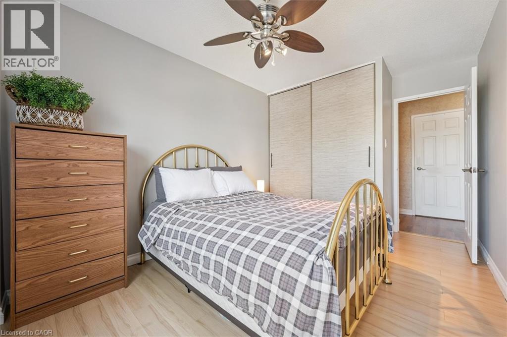 1100 COURTLAND Avenue E Unit# 302 thumbnail 16