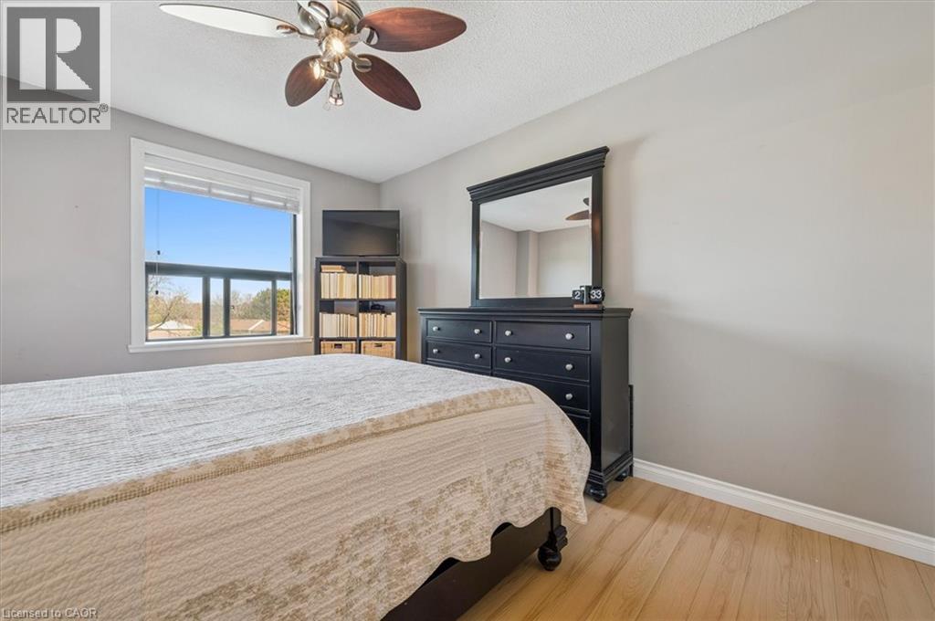 1100 COURTLAND Avenue E Unit# 302 thumbnail 18