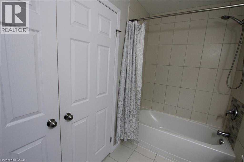 255 MAITLAND Street Unit# 3E thumbnail 31