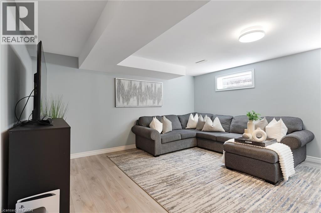 86 MCGARRY Drive thumbnail 33