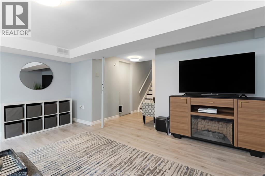 86 MCGARRY Drive thumbnail 34