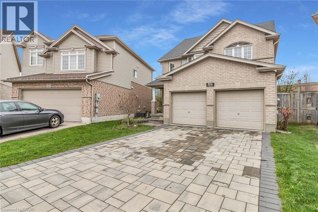 956 BANFFSHIRE Court thumbnail 2