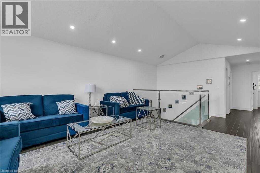 956 BANFFSHIRE Court thumbnail 23