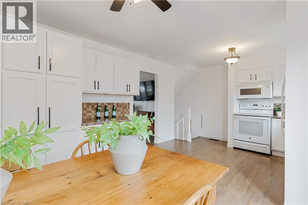 19 BIRCH Street thumbnail 13