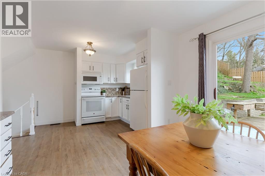 19 BIRCH Street thumbnail 17