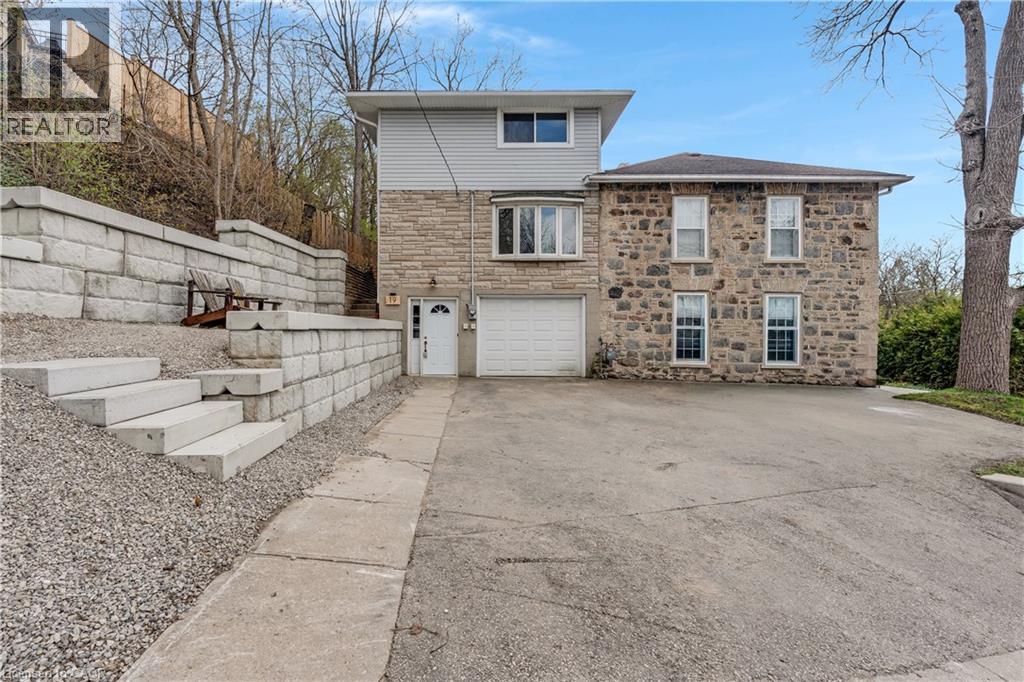 19 BIRCH Street thumbnail 4