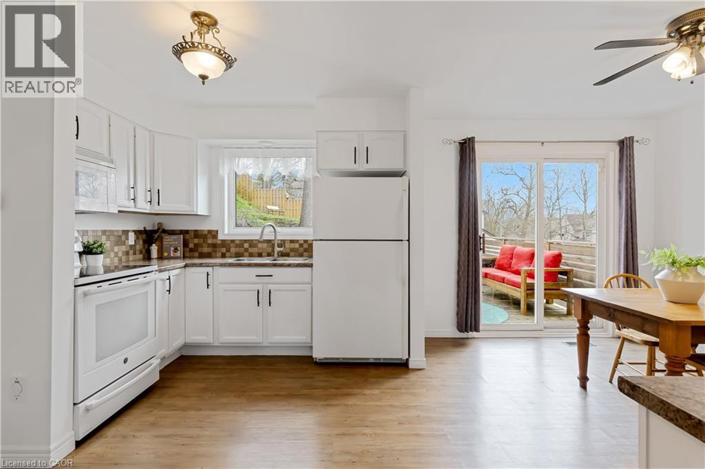 19 BIRCH Street thumbnail 11