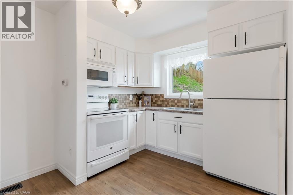 19 BIRCH Street thumbnail 15