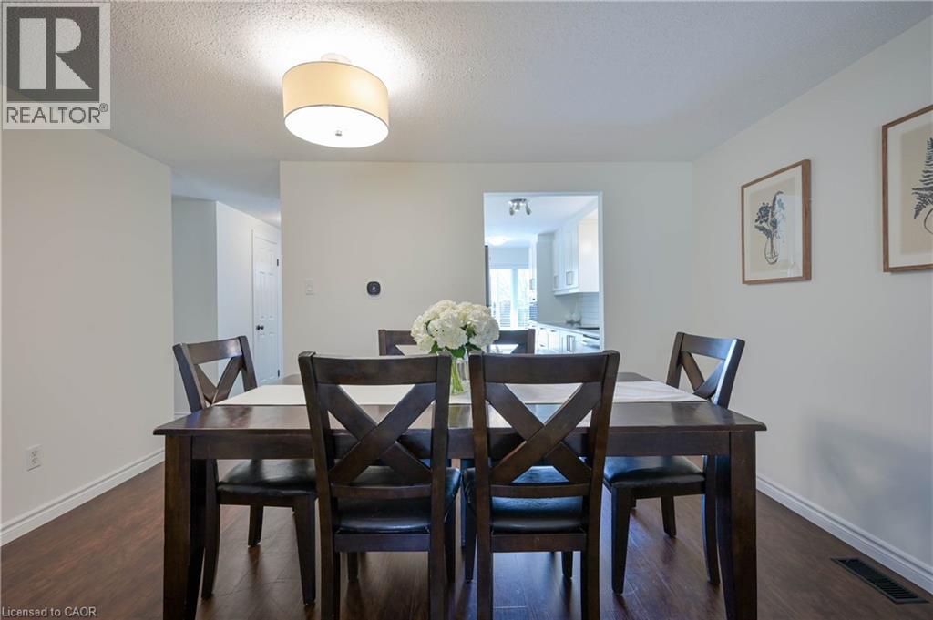 122 FOXHUNT Road thumbnail 11