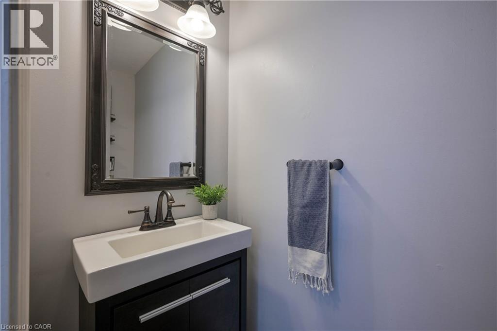 122 FOXHUNT Road thumbnail 20