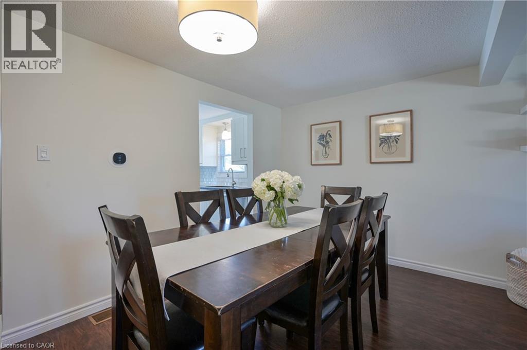 122 FOXHUNT Road thumbnail 12