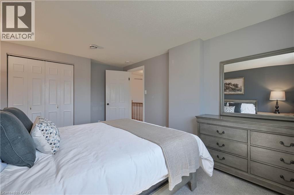 122 FOXHUNT Road thumbnail 23