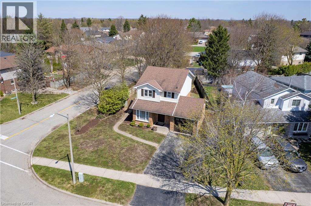 122 FOXHUNT Road thumbnail 4