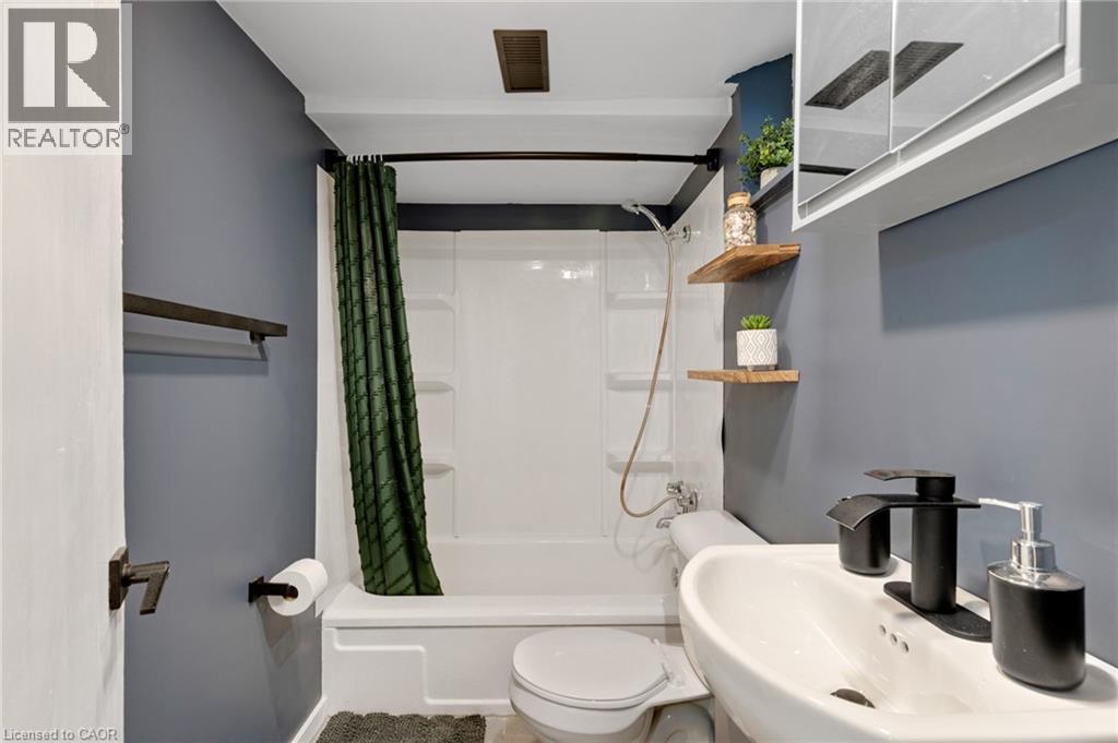 34 CHRISTOPHER Drive thumbnail 30