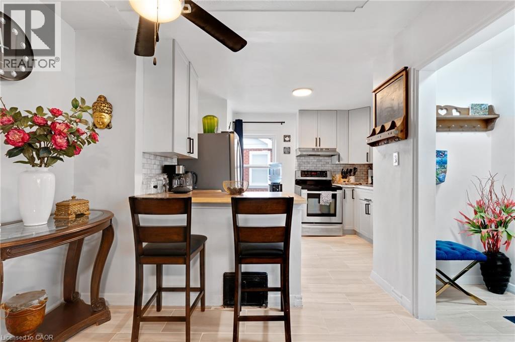 34 CHRISTOPHER Drive thumbnail 10