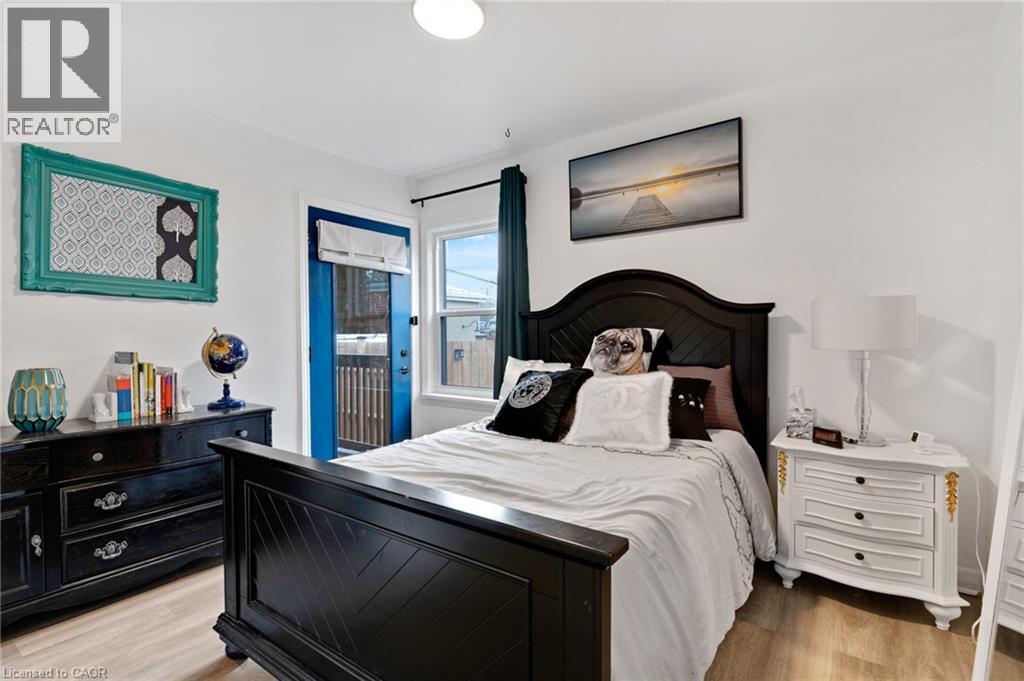 34 CHRISTOPHER Drive thumbnail 17