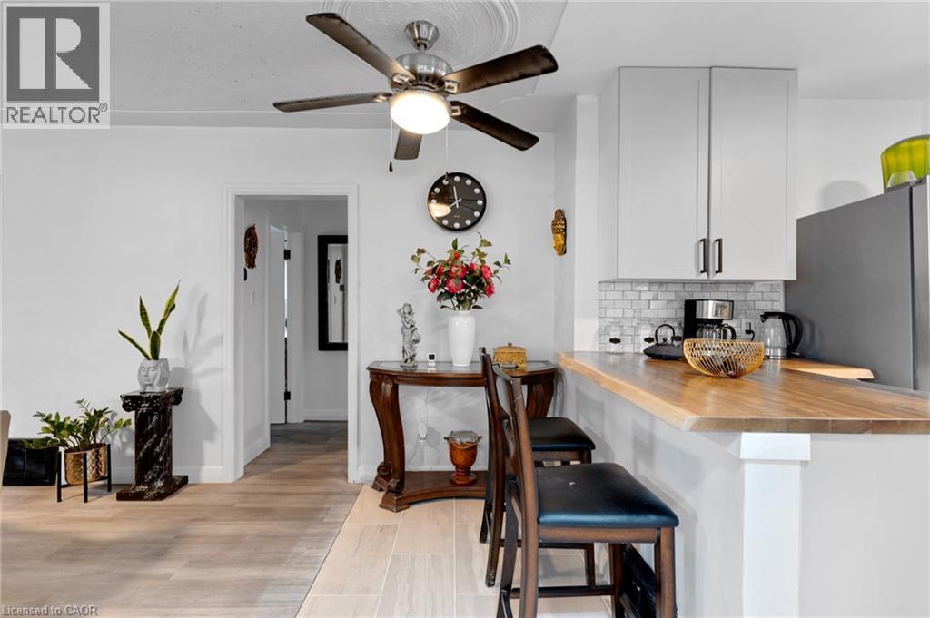 34 CHRISTOPHER Drive thumbnail 11