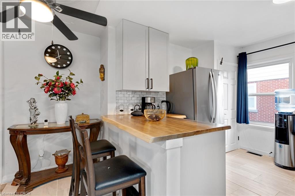 34 CHRISTOPHER Drive thumbnail 12