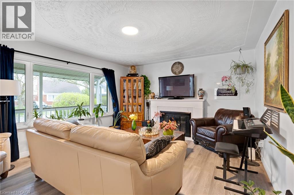 34 CHRISTOPHER Drive thumbnail 6