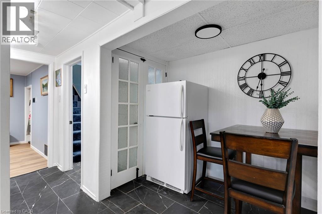 34 CHRISTOPHER Drive thumbnail 25