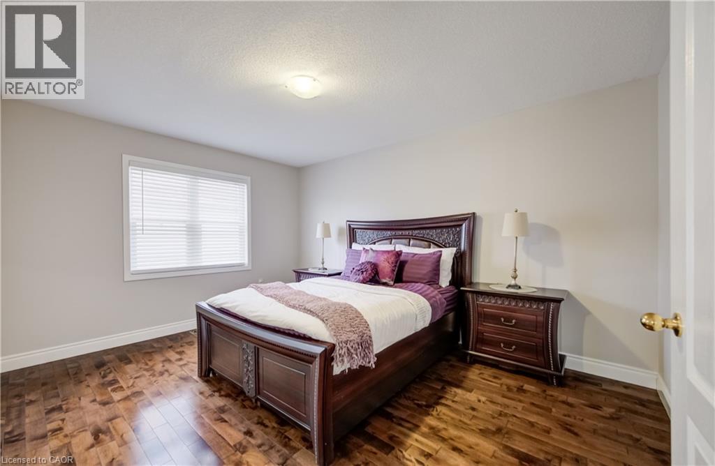 76 GLAZEBROOK Crescent thumbnail 33