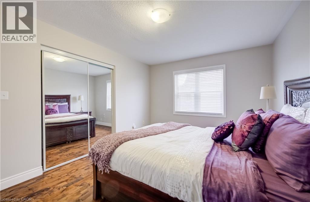 76 GLAZEBROOK Crescent thumbnail 34