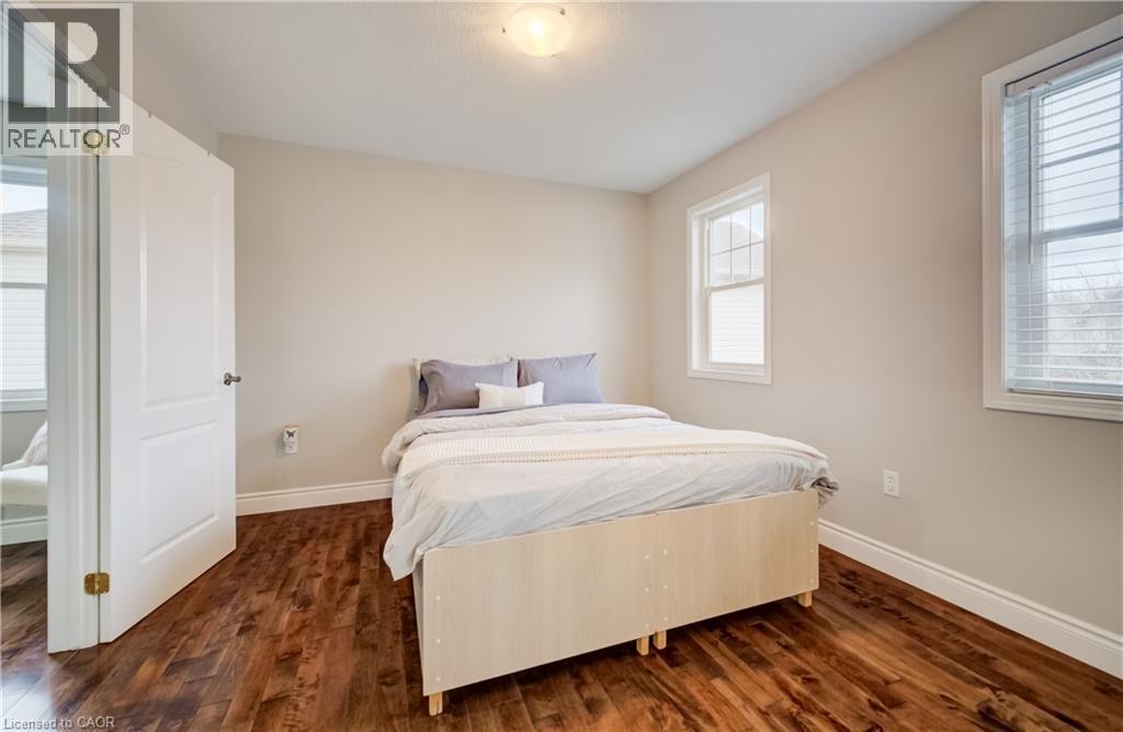 76 GLAZEBROOK Crescent thumbnail 40