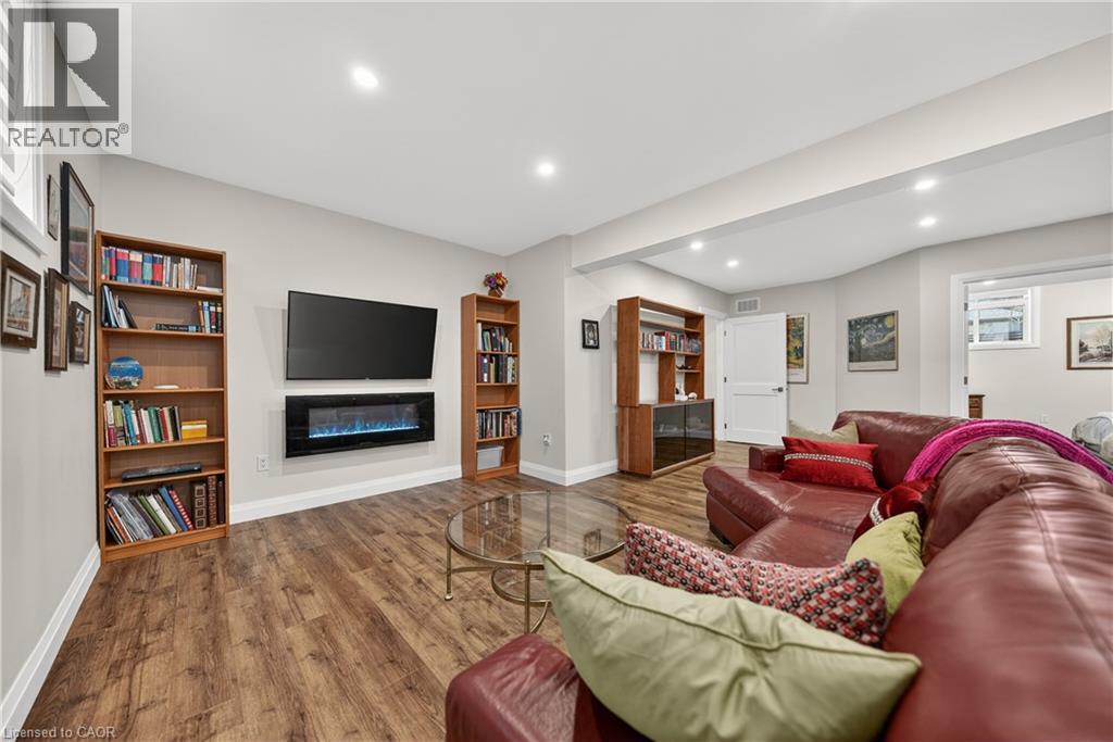 25 MACVILLE Avenue thumbnail 36