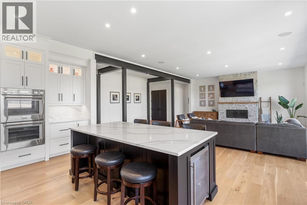 742 COUNTRY SQUIRE Road thumbnail 20