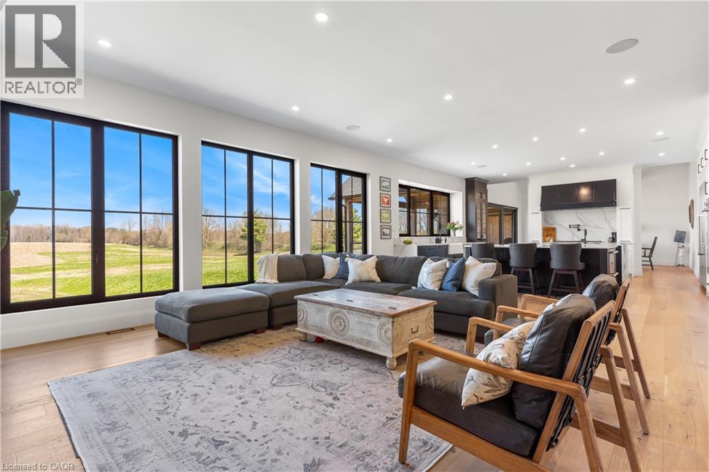 742 COUNTRY SQUIRE Road thumbnail 12