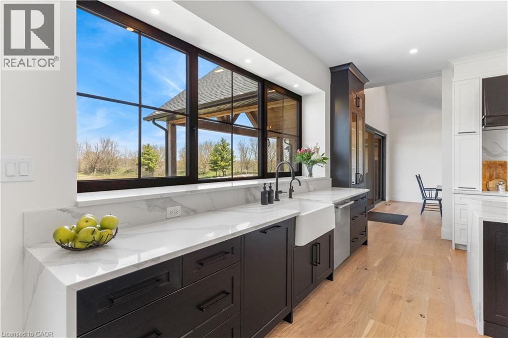 742 COUNTRY SQUIRE Road thumbnail 15