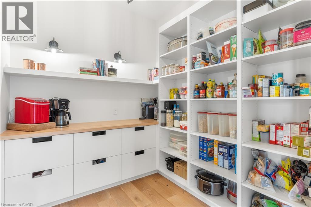 742 COUNTRY SQUIRE Road thumbnail 21