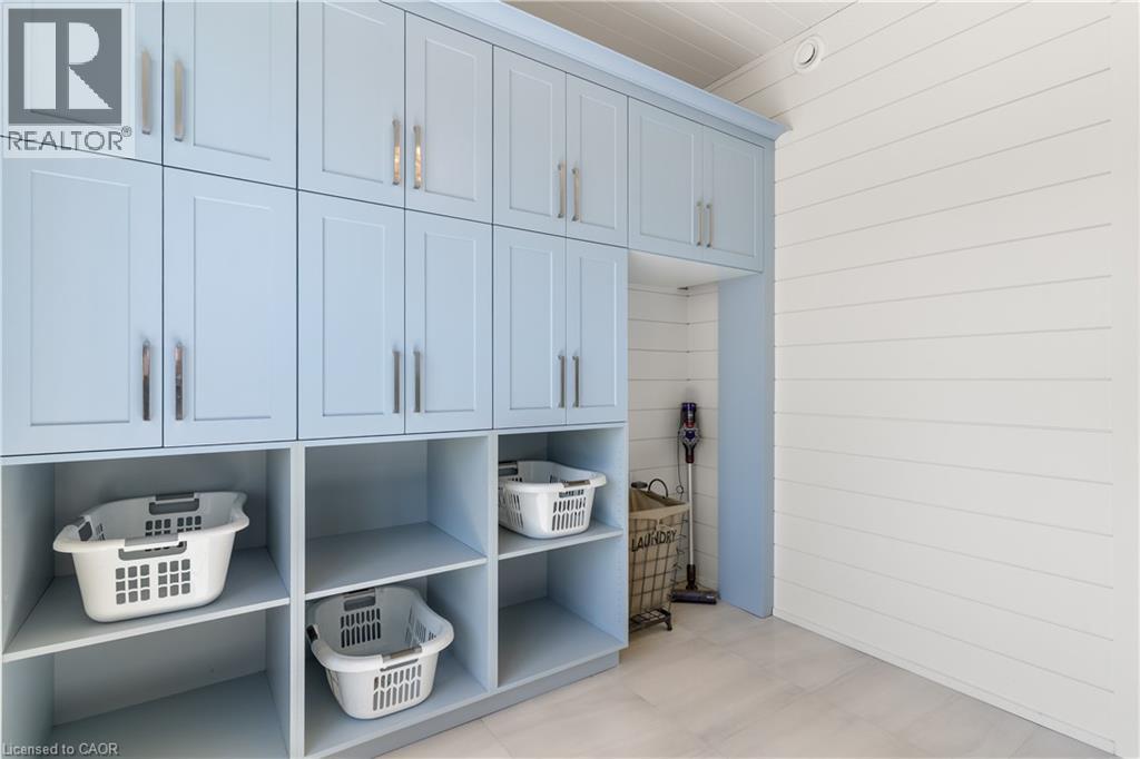 742 COUNTRY SQUIRE Road thumbnail 33