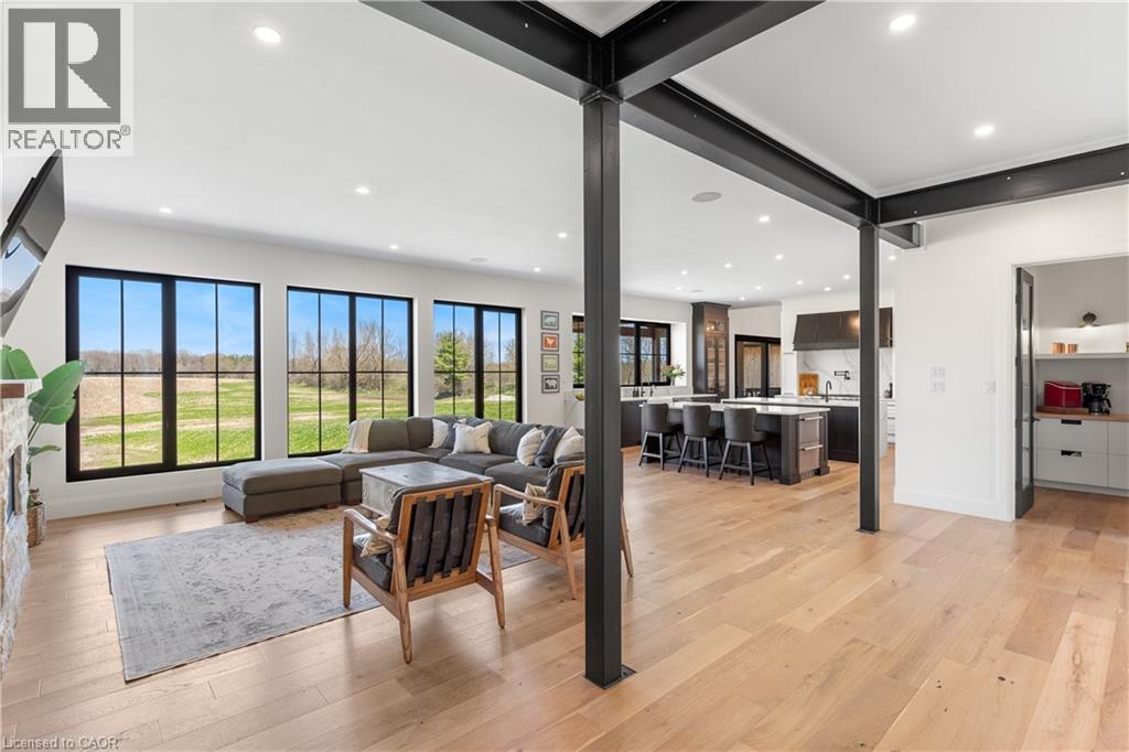 742 COUNTRY SQUIRE Road thumbnail 11