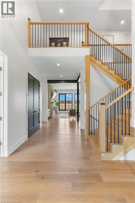 742 COUNTRY SQUIRE Road thumbnail 9