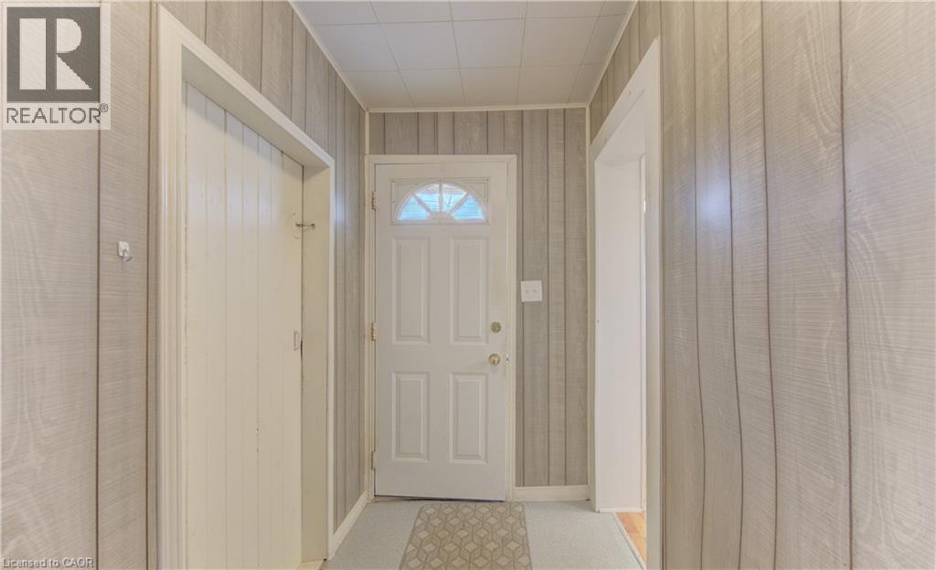 386 PEEL Street thumbnail 16