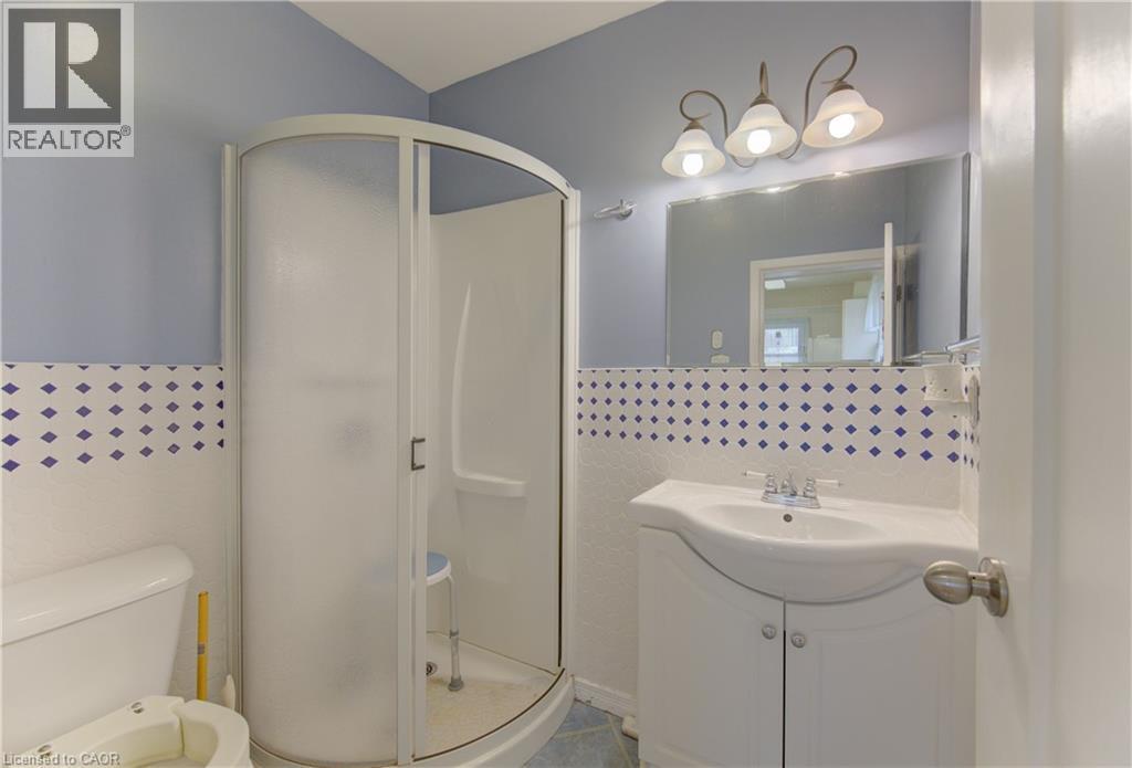 386 PEEL Street thumbnail 8