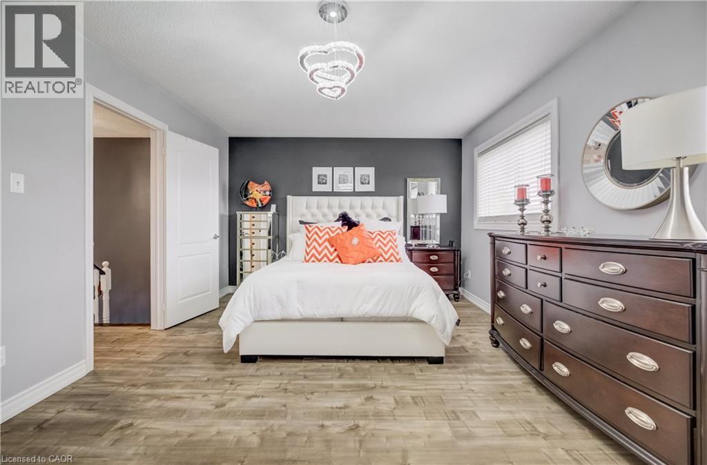 101 ESSEX POINT Drive thumbnail 21