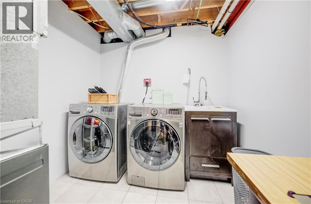 101 ESSEX POINT Drive thumbnail 34