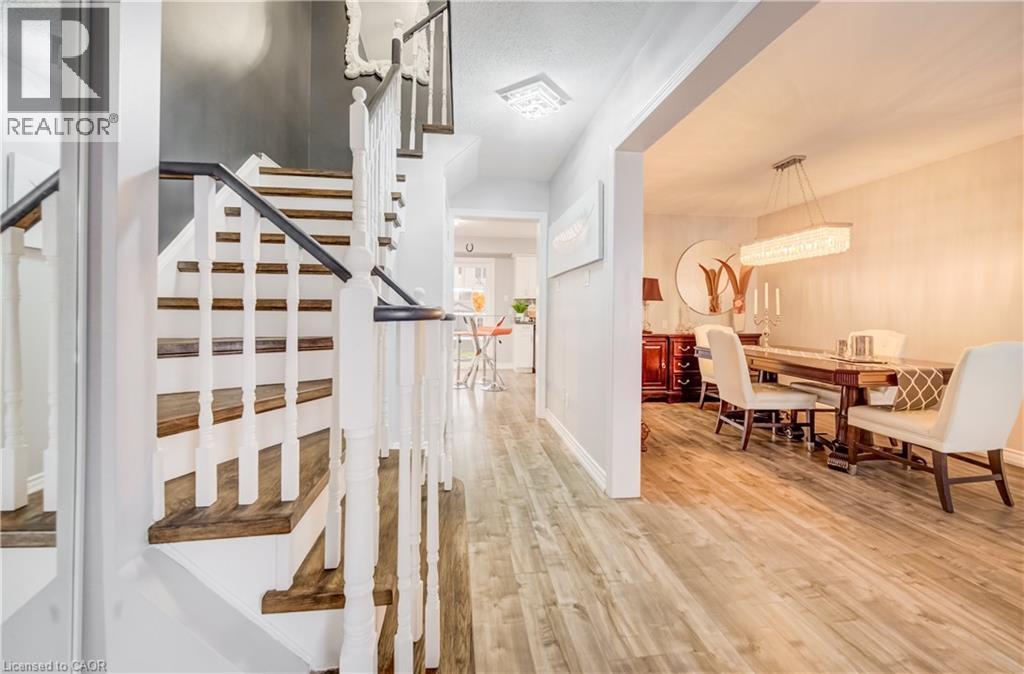 101 ESSEX POINT Drive thumbnail 6