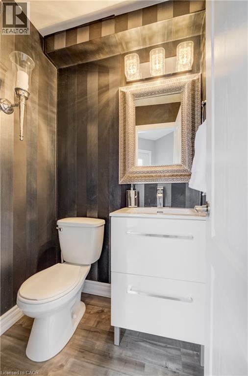 101 ESSEX POINT Drive thumbnail 9