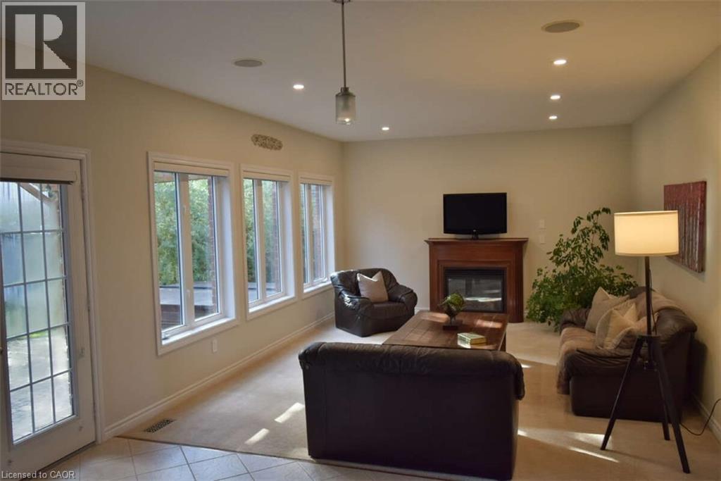 50 FERRIS Drive thumbnail 8