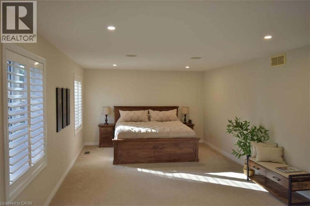 50 FERRIS Drive thumbnail 21