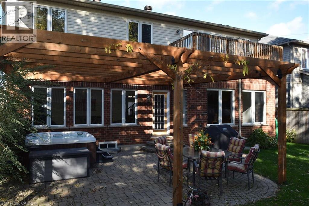 50 FERRIS Drive thumbnail 30